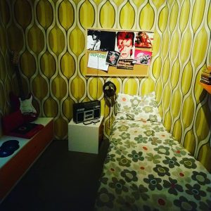 Retro bedroom